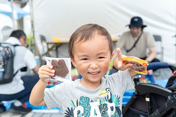 福島の特産品が当たる抽選会の様子2