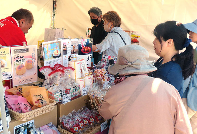 RKBカラフルフェス2024の物販ブースの様子2