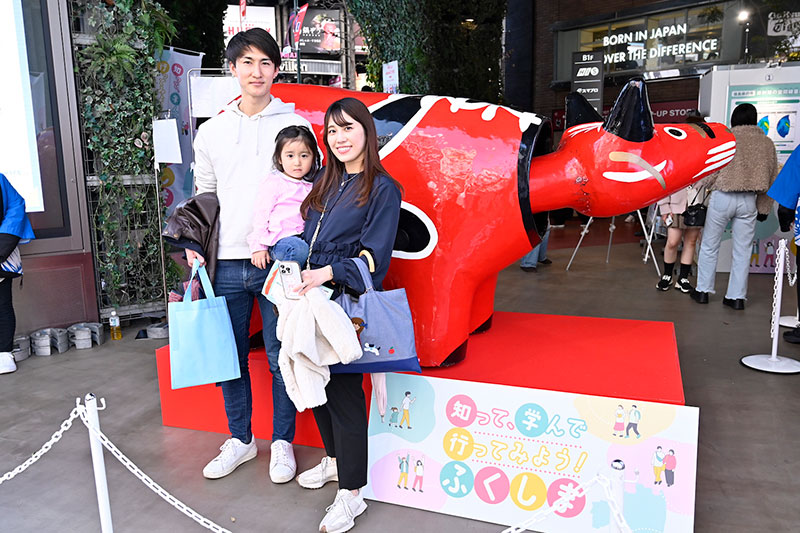 渋谷モディでイベントの赤べこ1